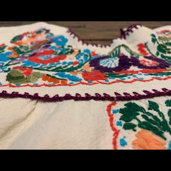 Vestido bordado - Picture 2 of 7